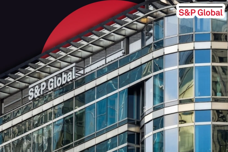 S&P upgrades Pakistan credit rating B growth debt forecast
