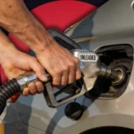 Government Weighs Daily Oil Price Reviews Amid Strait of Hormuz Tensions.